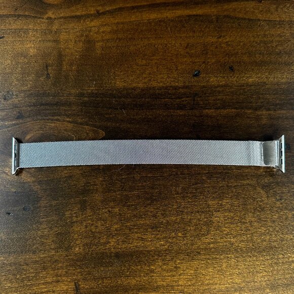 Share Apple Stainless Steel Milanese Loop Band for Apple Watch 44mm/Model MTU62A - Picture 2 of 5